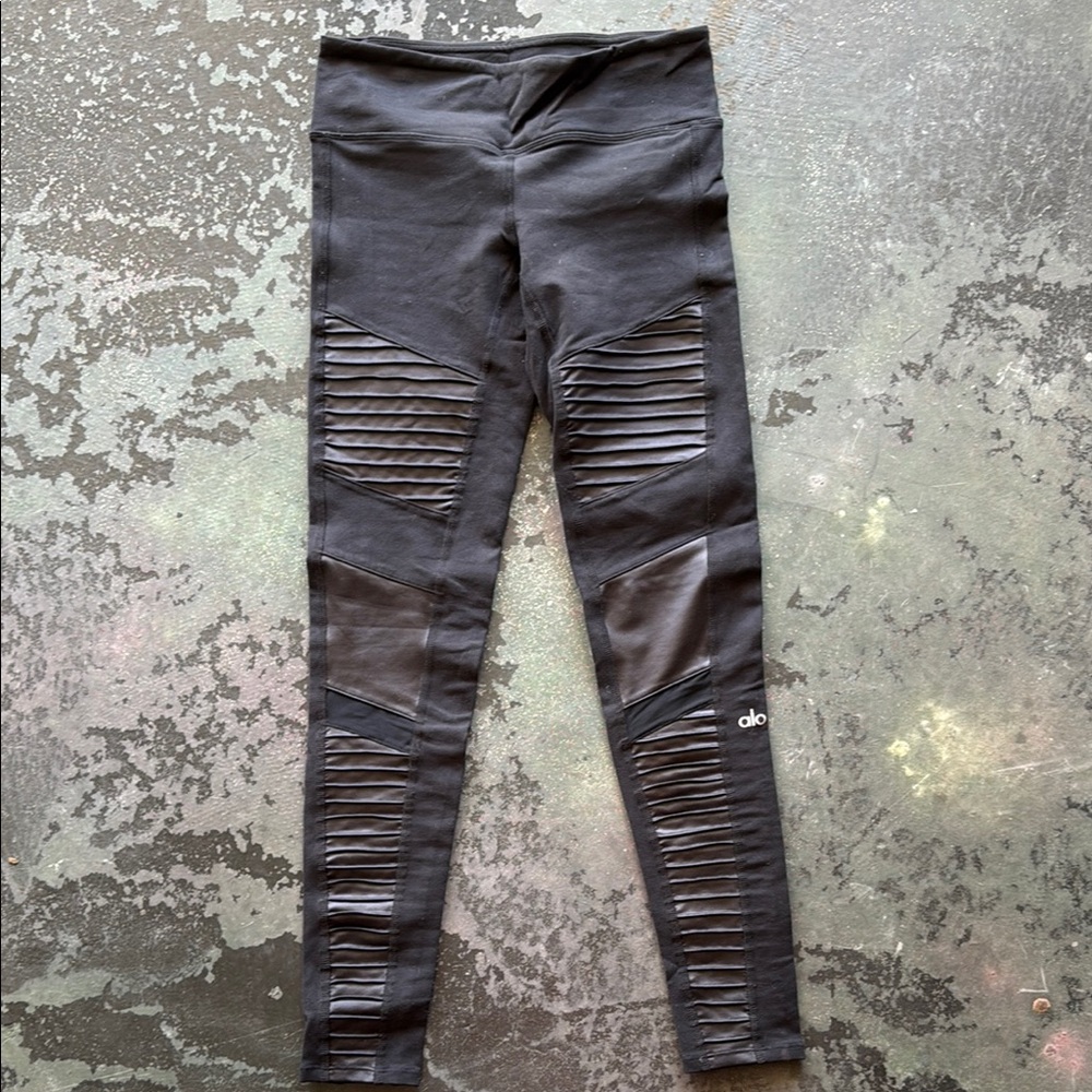 ALO Yoga Black MOTO Textured Leggings